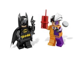 6864 - The Batmobile and the Two-Face Chase