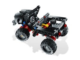 8066 - Off-Roader