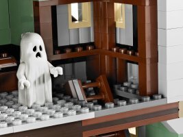 10228 - Haunted House