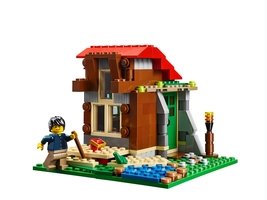 31048 - Lakeside Lodge