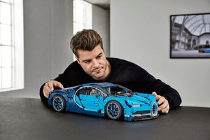 42083 - Bugatti Chiron