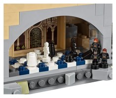 71043 - Hogwarts™ Castle