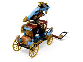 75958 - Beauxbatons' Carriage: Arrival at Hogwar