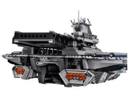 76042 - The SHIELD Helicarrier