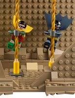 76052 - Batman™ Classic TV Series – Batcave